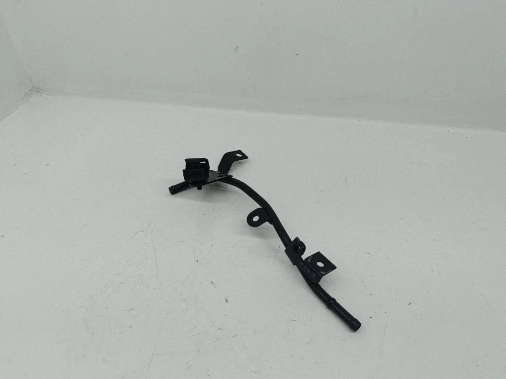Fuel line pipe – Volkswagen Touran I (2003-2010)