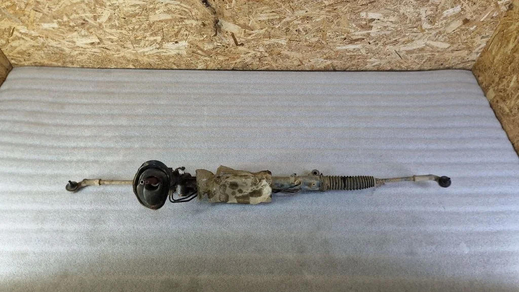 Steering rack – front