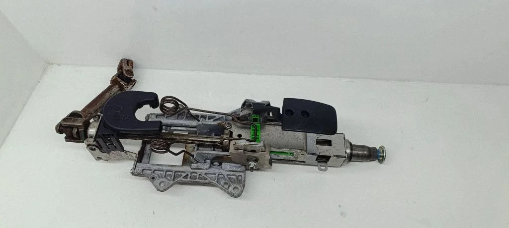 Steering wheel axle – Volkswagen Golf Plus (2005-2013)
