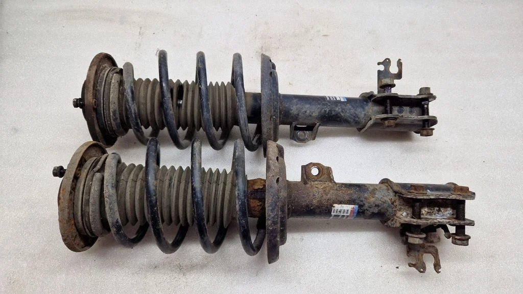 Amortyzator przedni 12766007 – Saab 9-3 Ver2 (2003-2007)
