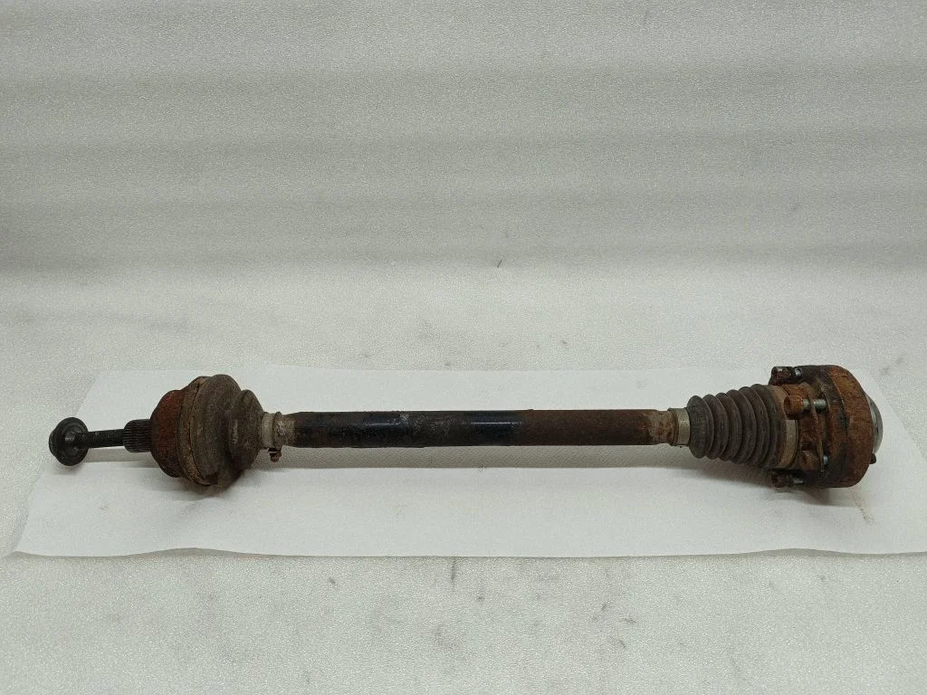 Rear driveshaft – right