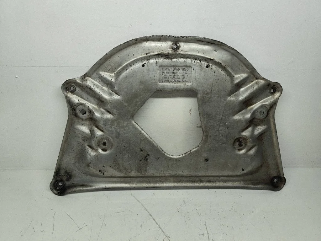 Engine splash shield/under tray 6759878