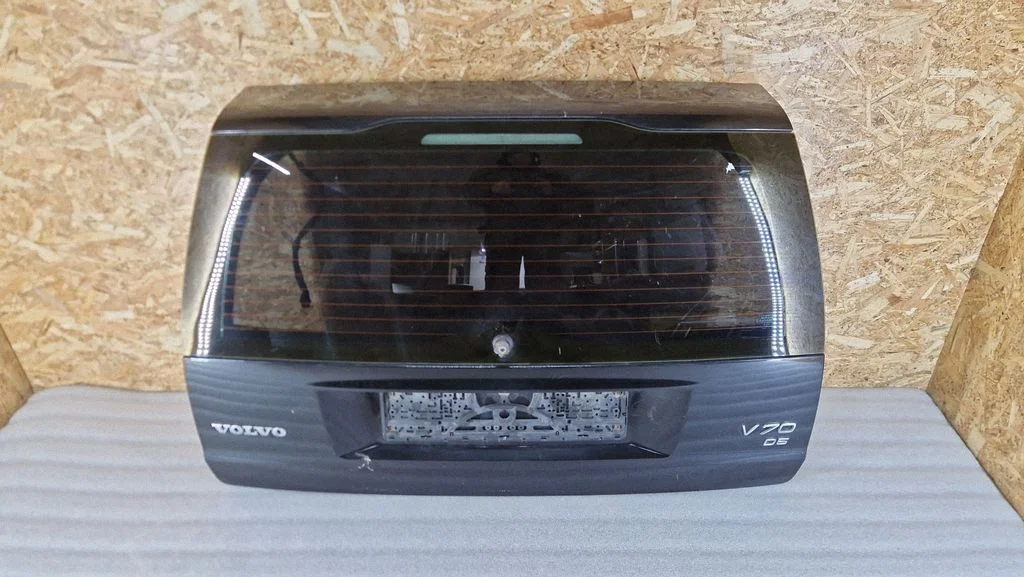 Tailgate/trunk/boot lid – rear