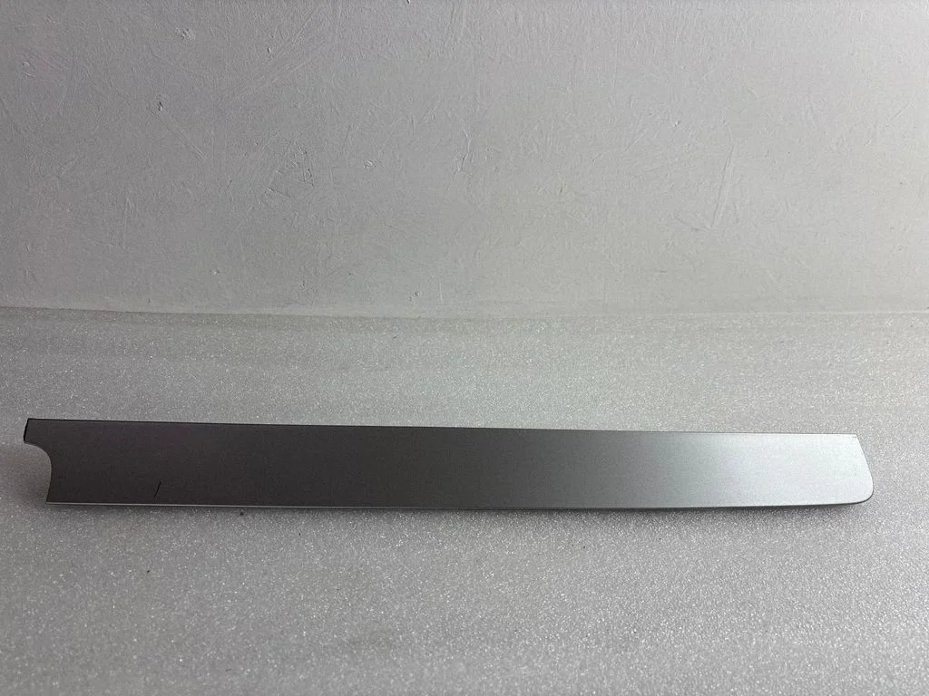 Dashboard glove box trim 3C1857212AD
