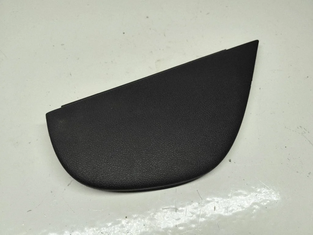 Paneļa apdares panelis (sānu) 1K0858248D