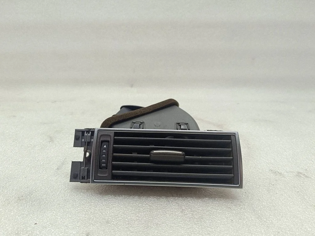 Dashboard side air vent grill/cover trim – Audi A6 Allroad C5 (1999-2005)