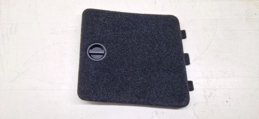 Bagažinės apdailos dangtelis