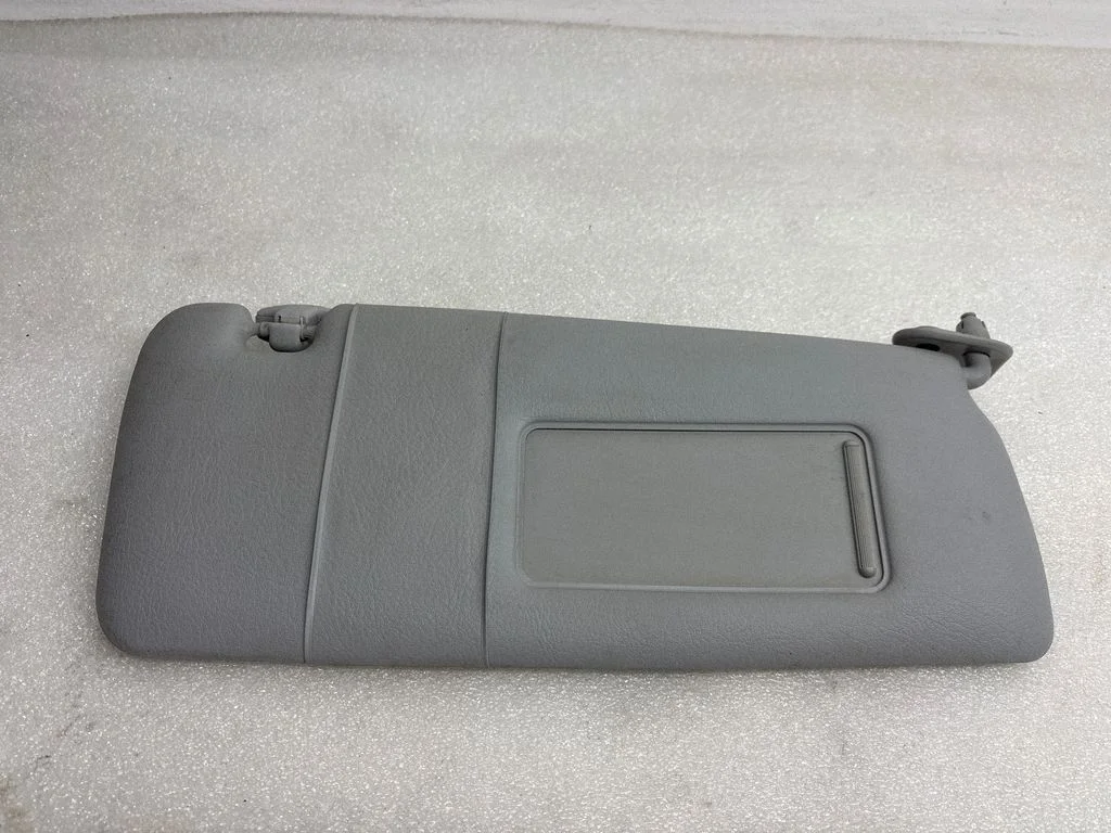 Sun visor
