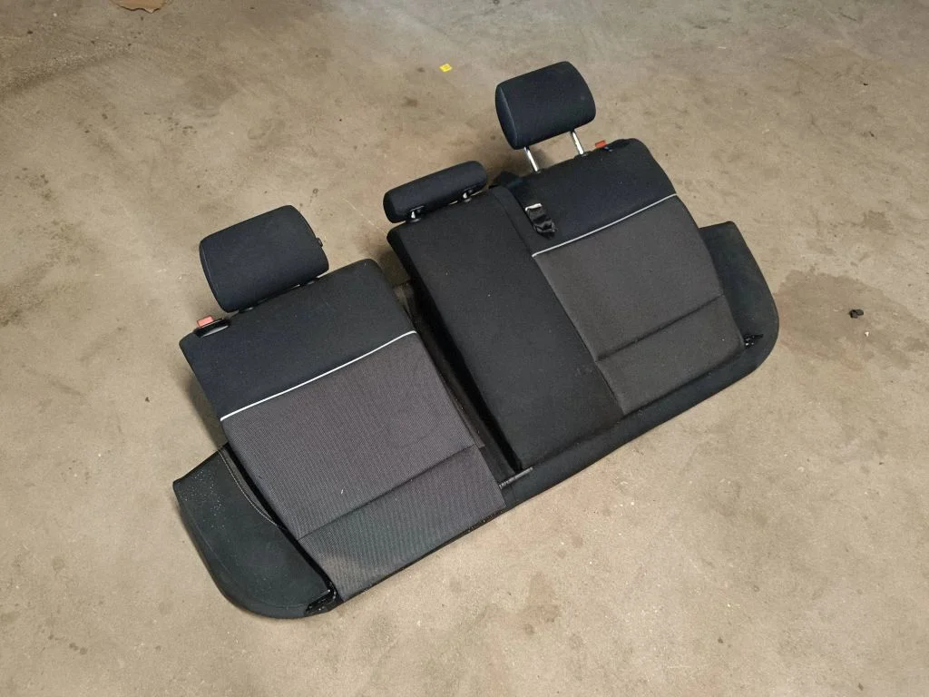 Seat set