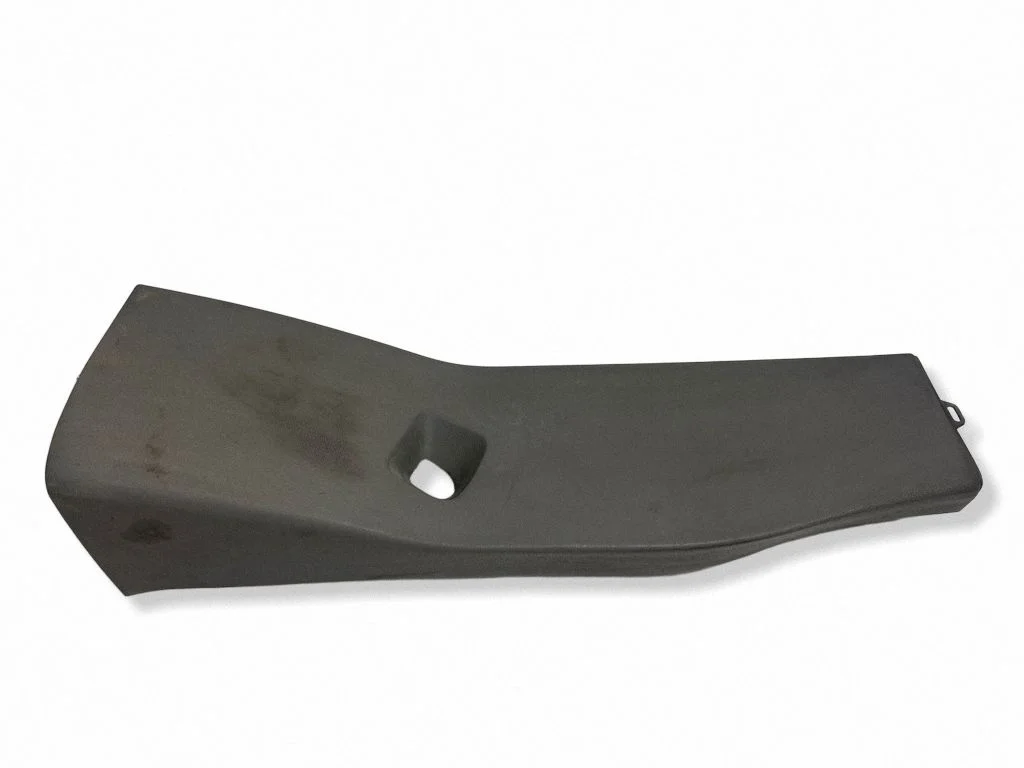 (B) pillar trim (bottom) 7H0867291B