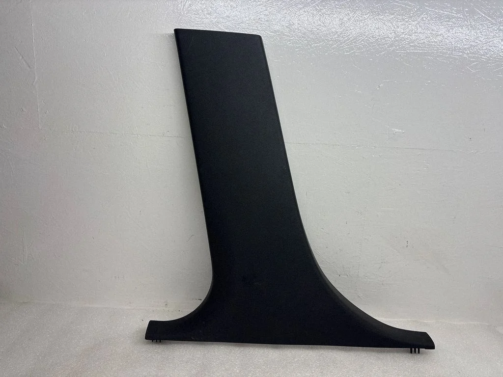 (B) pillar trim (bottom) A062733