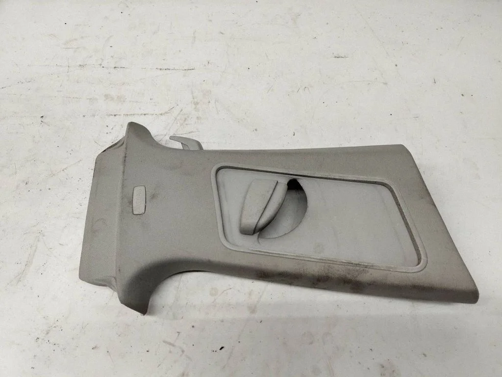 (B) pillar trim (top) 1K5867244B