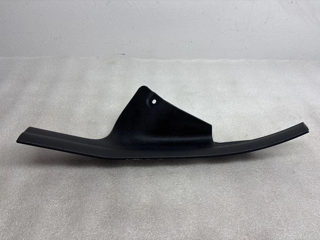 Rear sill trim cover 2990761