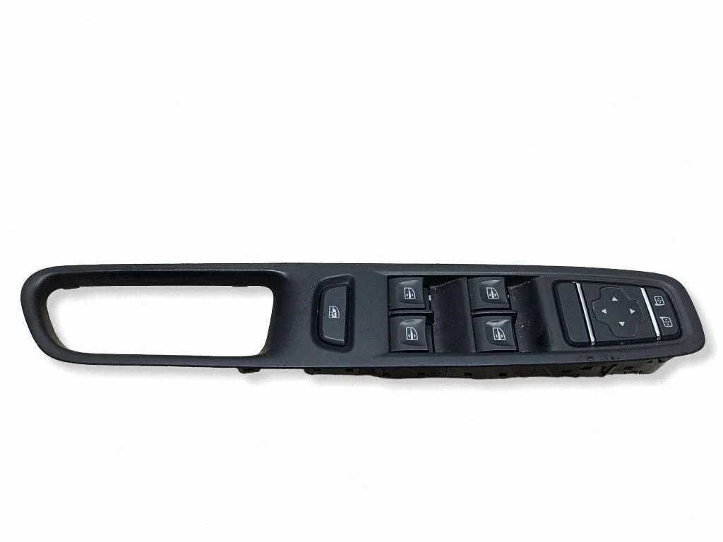 Electric window control switch 255700068R