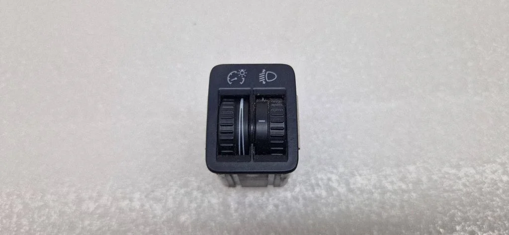 Headlight level height control switch – Volkswagen Passat CC (2008-2016)