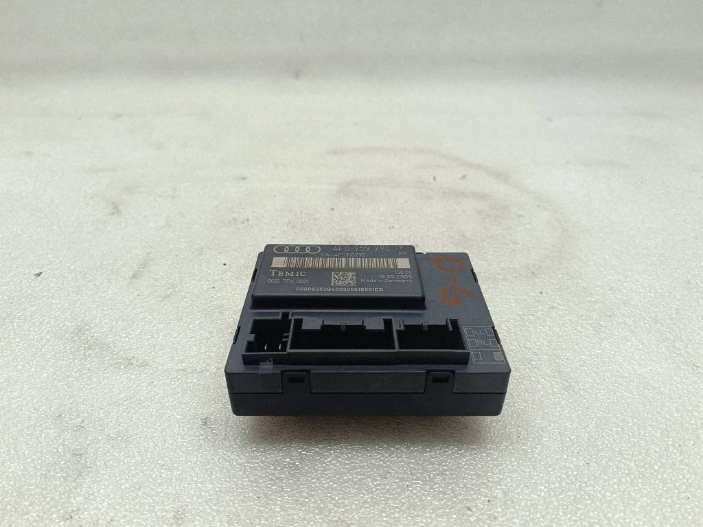 Durų elektronikos valdymo blokas