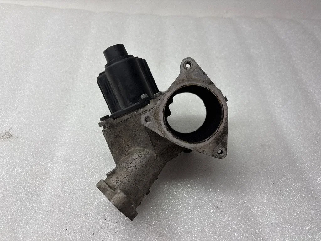 EGR valve 03G129637A