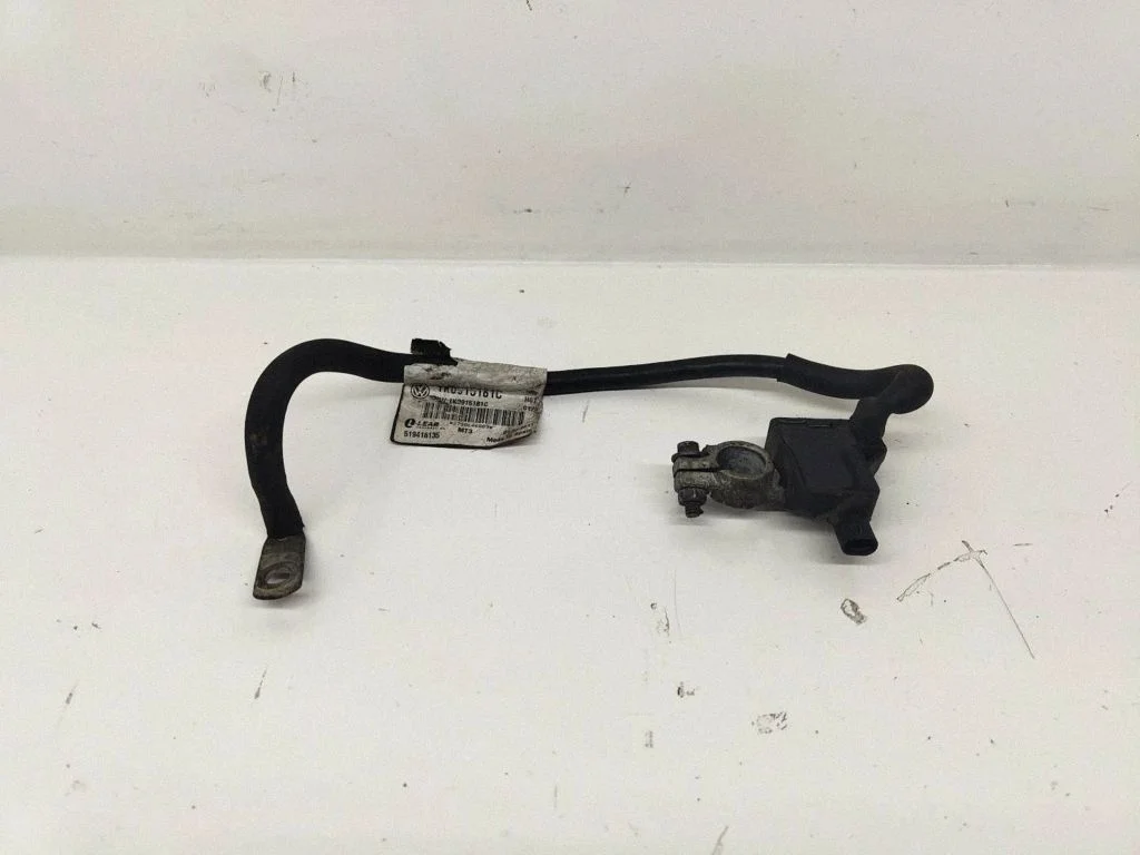 Negative earth cable (battery) – Volkswagen Golf Plus (2005-2013)