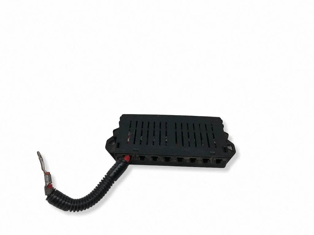 Plusa vadu savienojuma mezgls 9441776