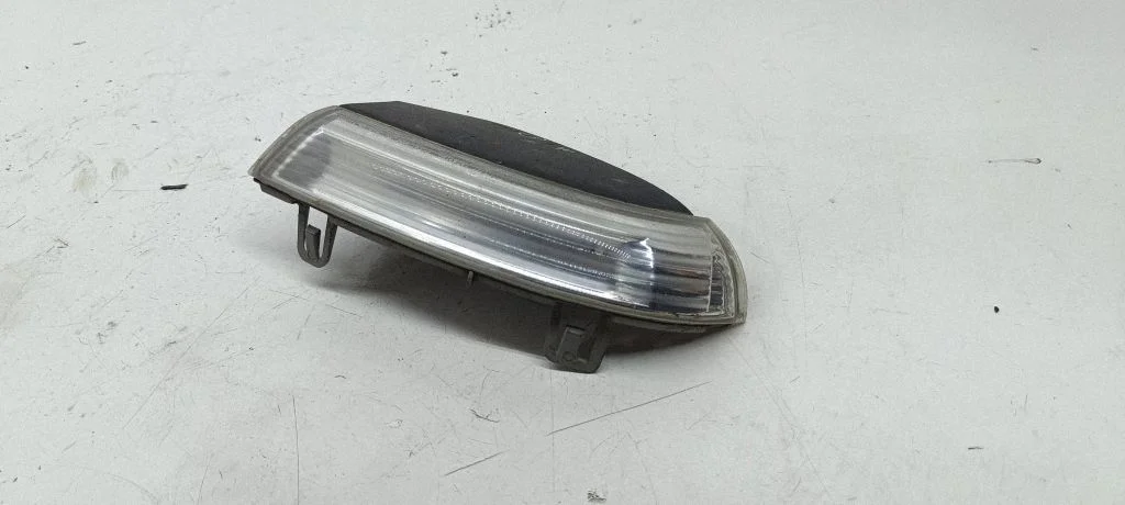 Välispeegli plastkate – Volkswagen Passat B6 (2005-2010)