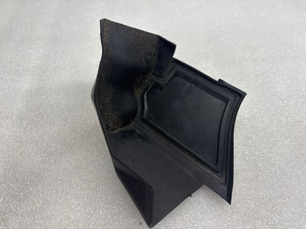 Kita variklio skyriaus detalė