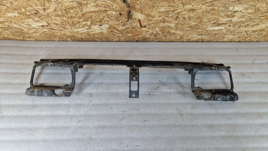 Top upper radiator support slam panel – front