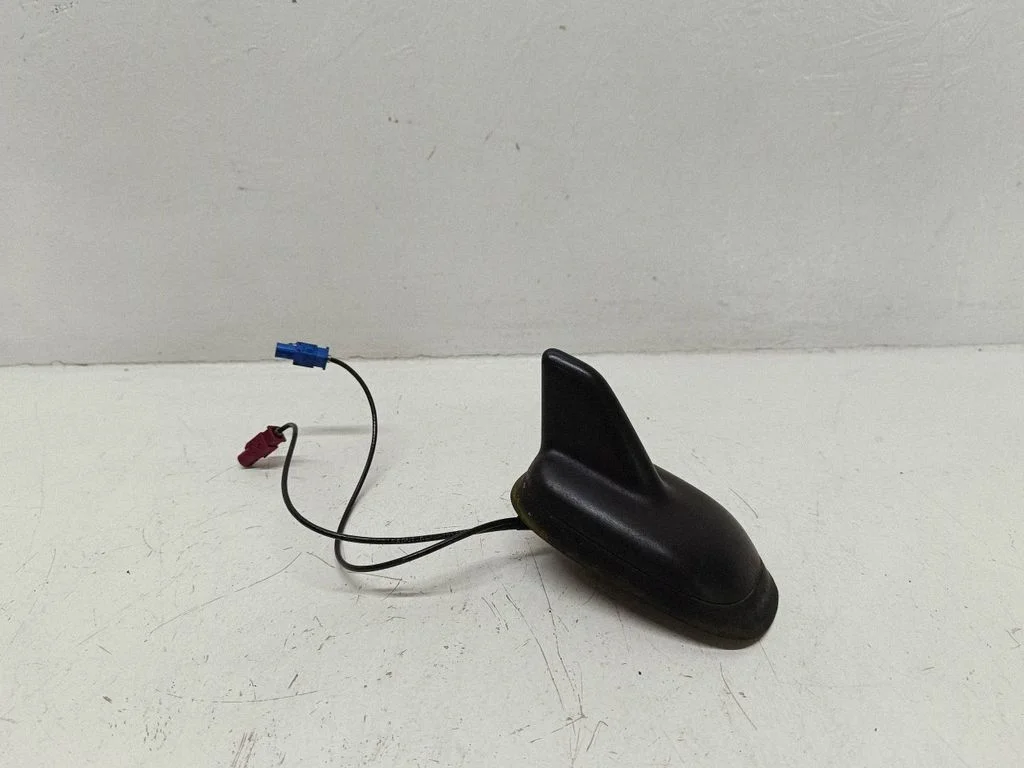 Antena (GPS) – Volkswagen Passat B6 (2005-2010)