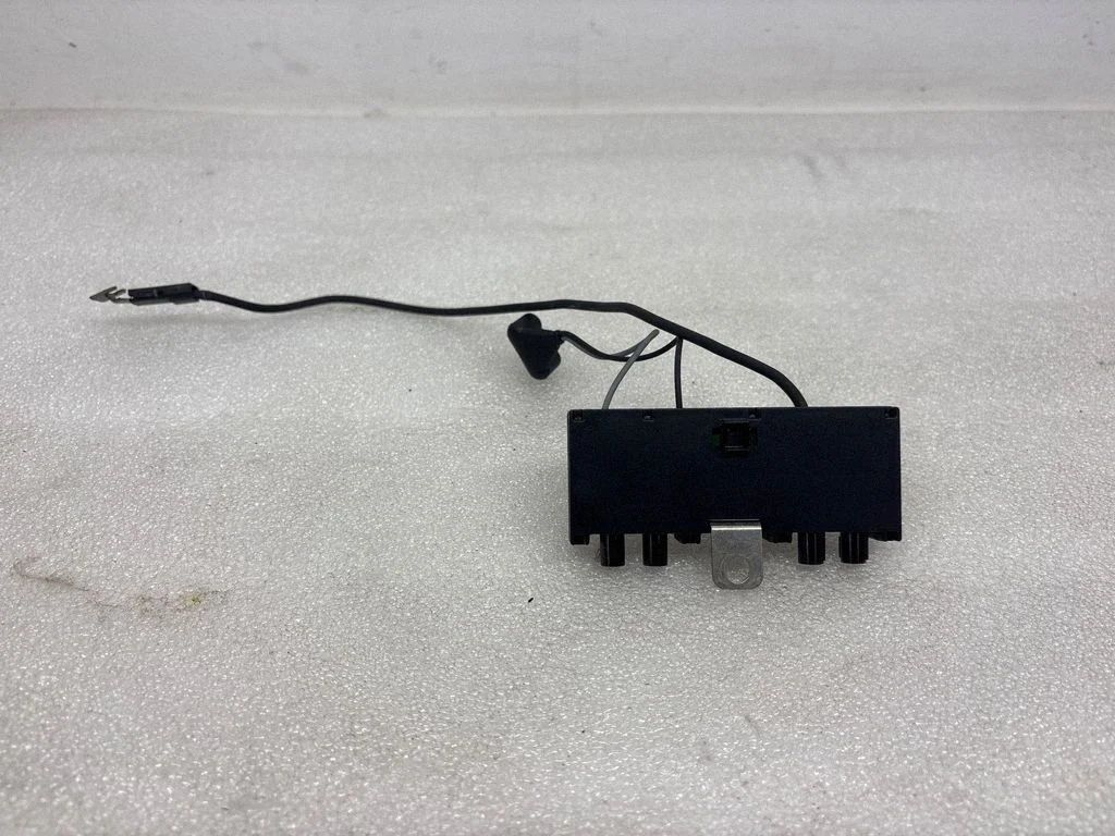 Antenos valdymo blokas