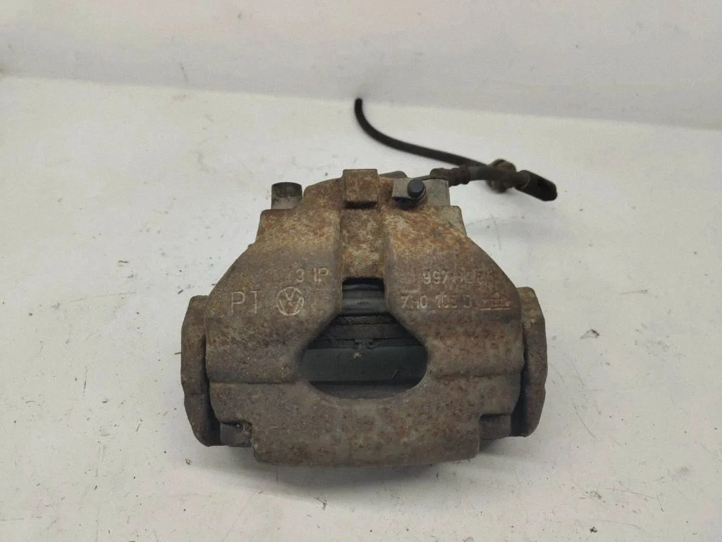 Front brake caliper – Volkswagen Transporter - Caravelle T5 (2003-2015)