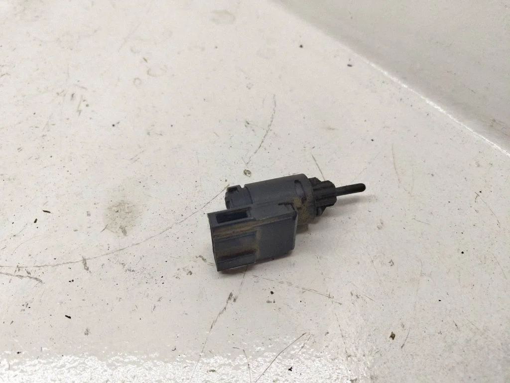 Bremžu pedāļa sensors – Volkswagen Golf IV (1998-2005)