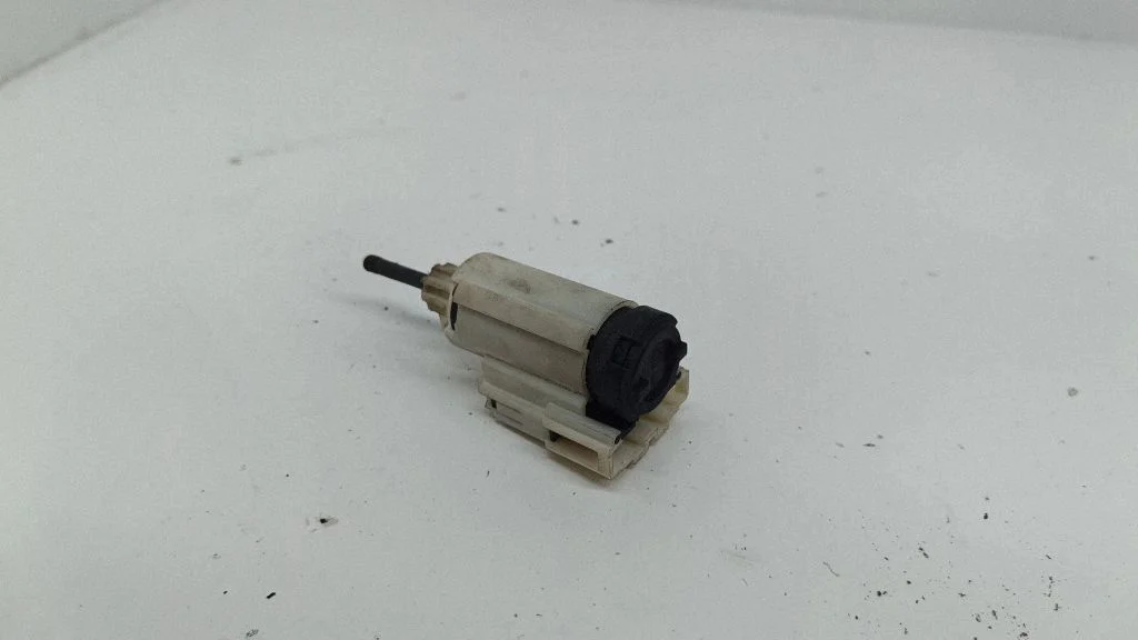 Brake pedal sensor switch – Audi A4 S4 B7 8E 8H (2005-2008)