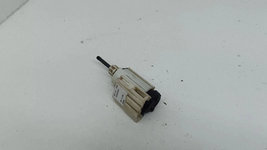 Brake pedal sensor switch – Audi A4 S4 B7 8E 8H (2005-2008)