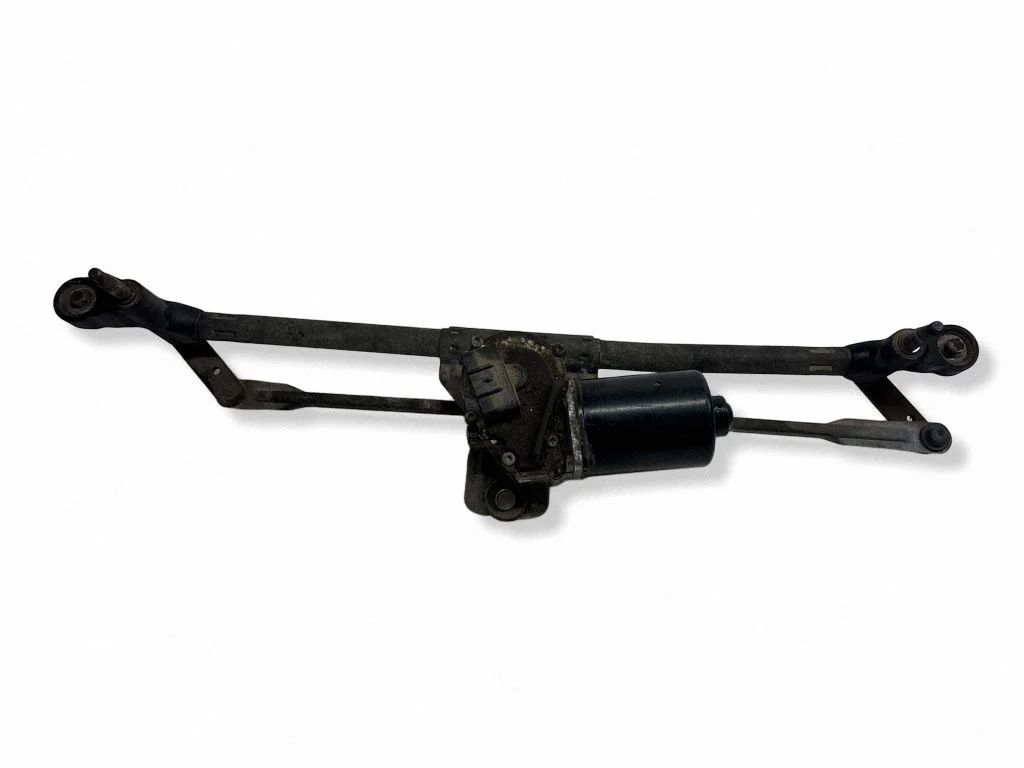 Front wiper linkage and motor