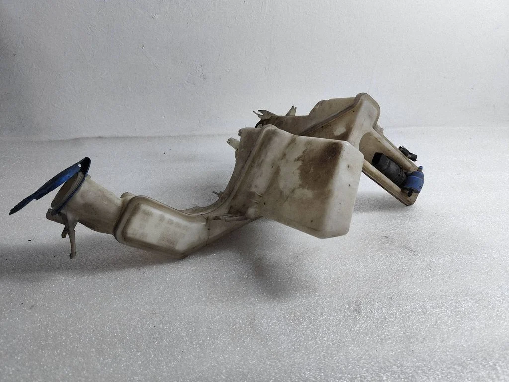 Windshield washer fluid reservoir/tank – Volkswagen Passat CC (2008-2016)