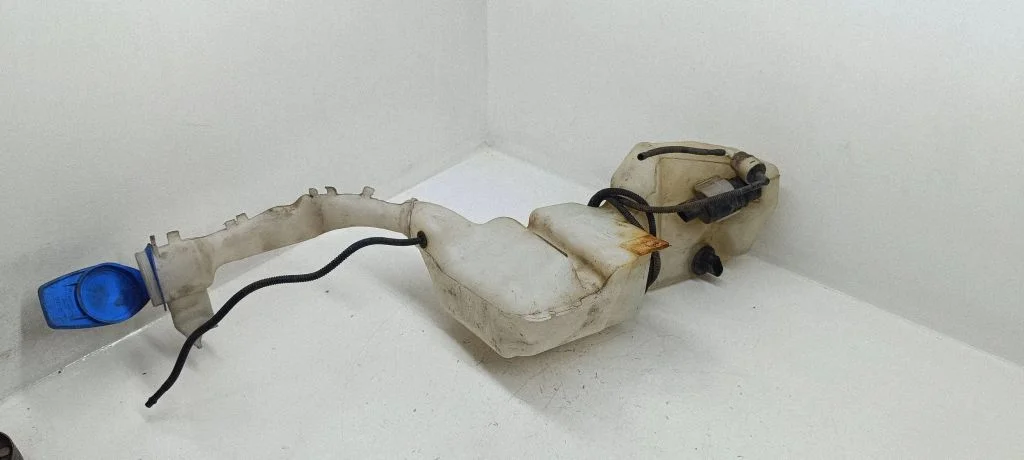 Logu mazgāšanas šķidruma tvertne – Volkswagen Sharan (1996-2000)