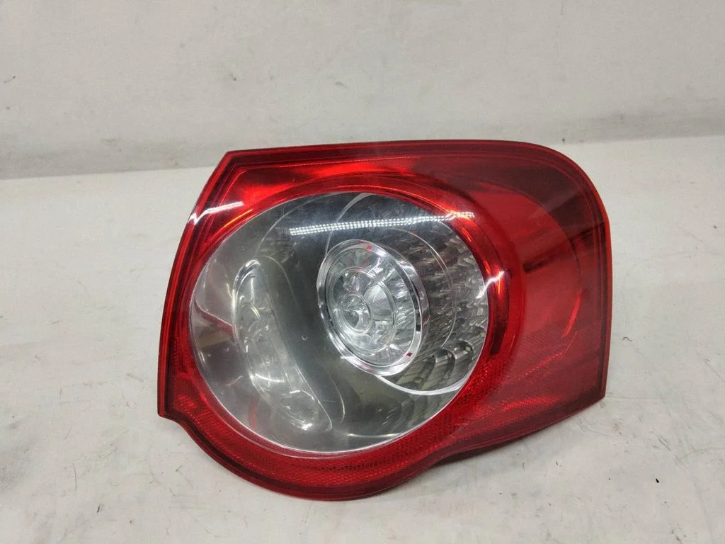 Rear/tail lights – Volkswagen Passat CC (2008-2016)