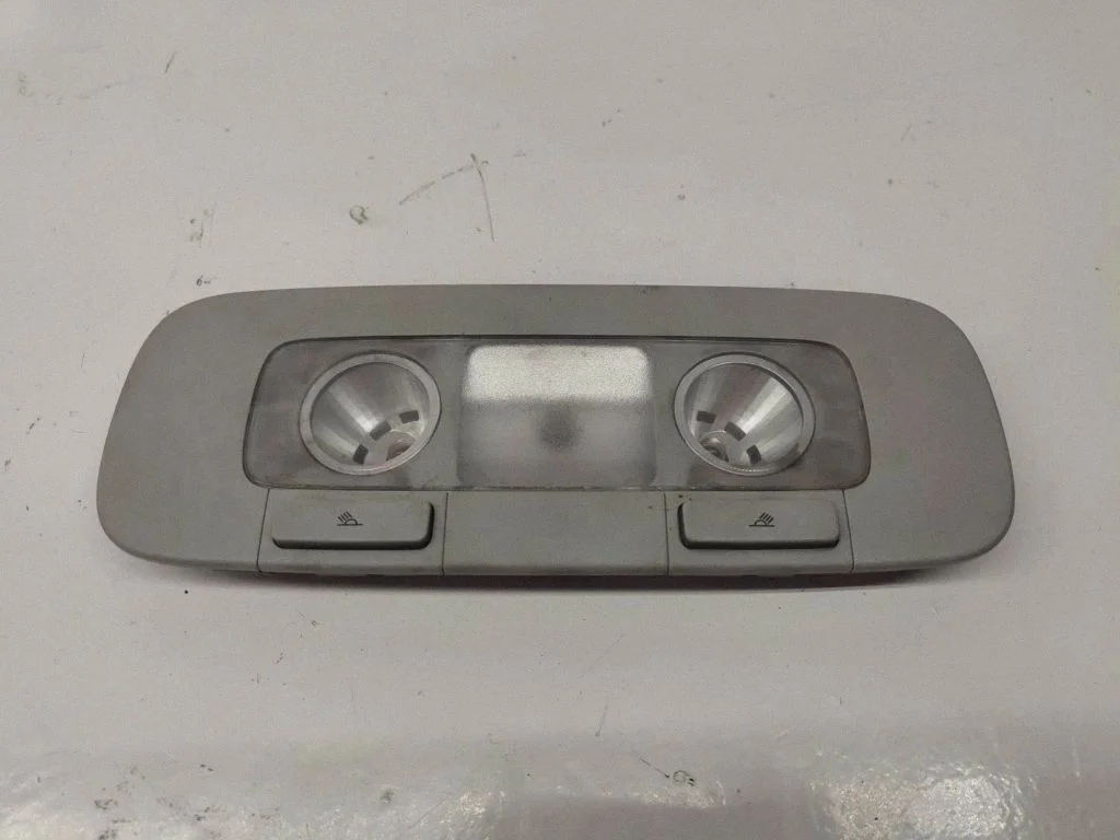 Rear seat light – Volkswagen Golf Plus (2005-2013)