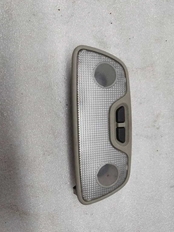 Rear seat light 9178936