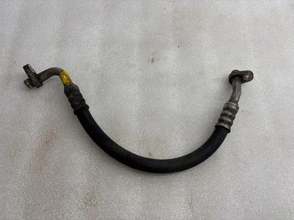 Air conditioning (A/C) pipe/hose – Peugeot 307 (2001-2005)