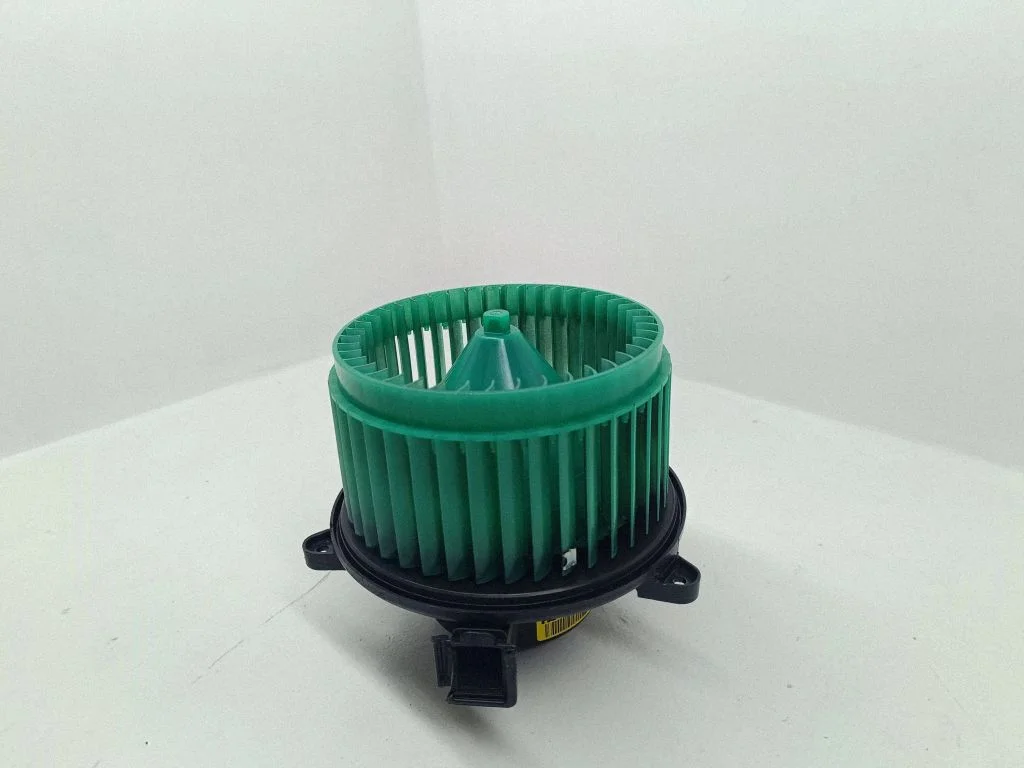Krāsniņas ventilators/pūtējs – Opel Insignia A (2008-2017)