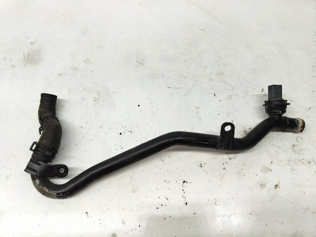 Engine coolant pipe/hose – Volkswagen Golf Plus (2005-2013)