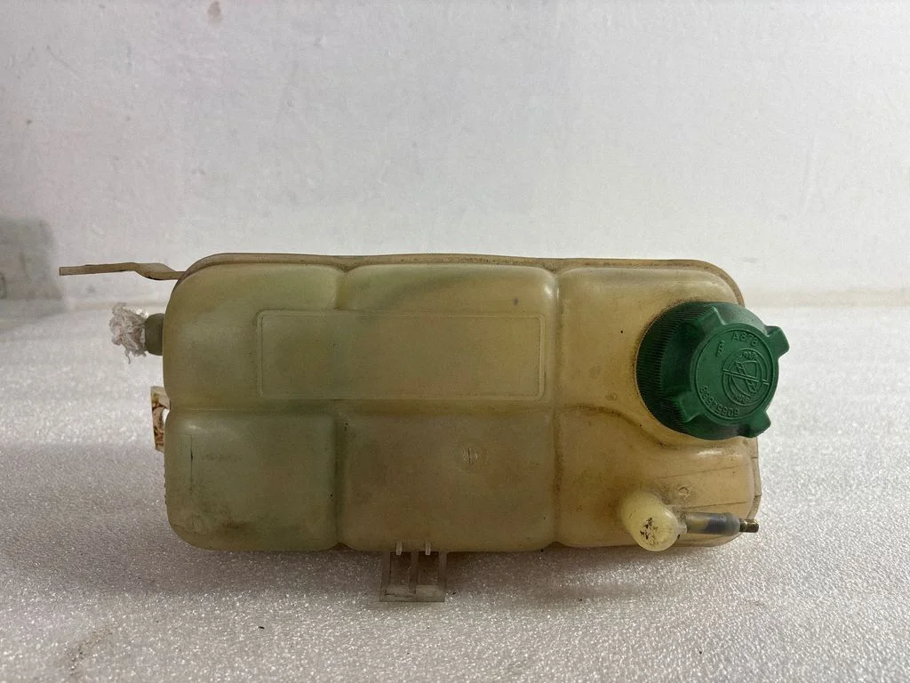 Jahutusvedeliku paisupaak 60654688