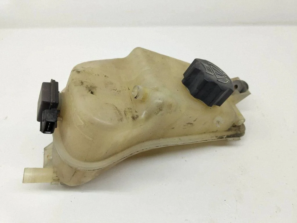 Coolant expansion tank/reservoir – Peugeot 307 (2001-2005)