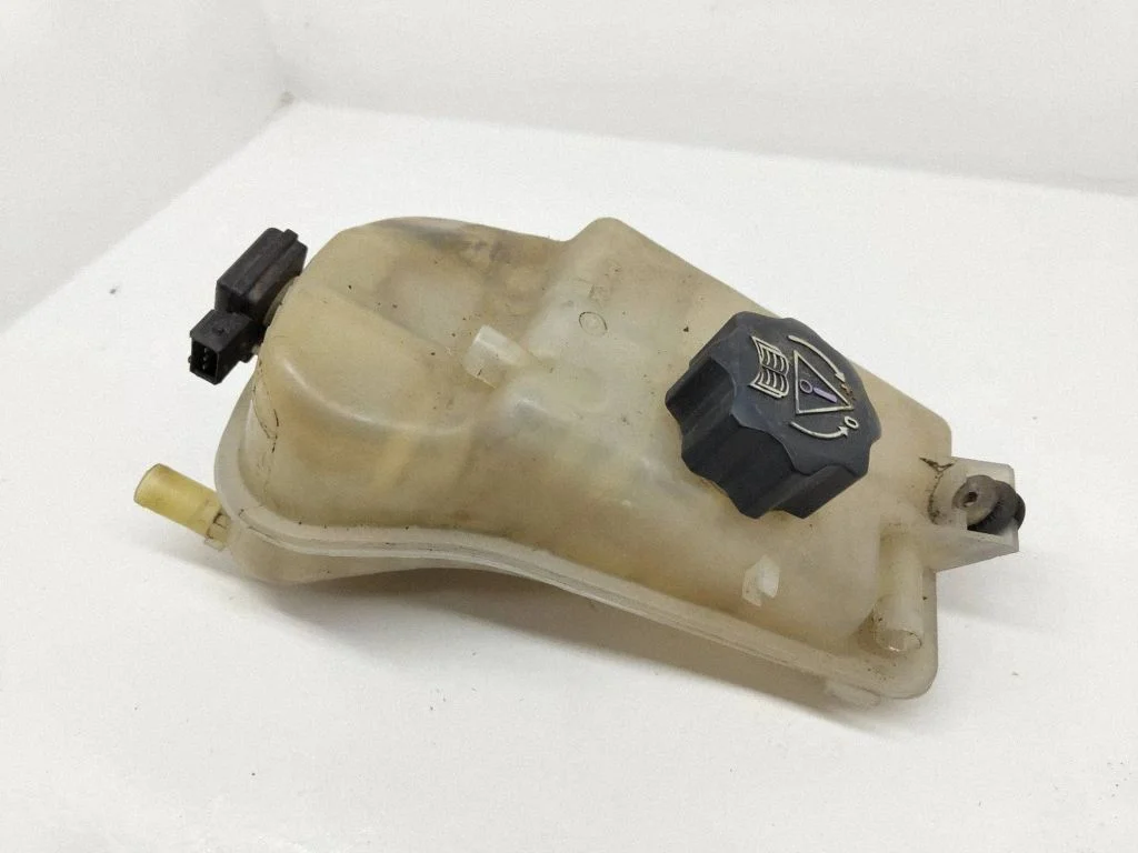 Coolant expansion tank/reservoir – Peugeot 307 (2001-2005)