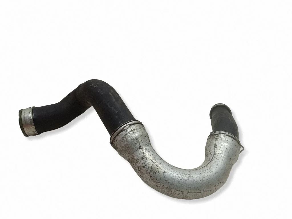 Intercooler hose/pipe
