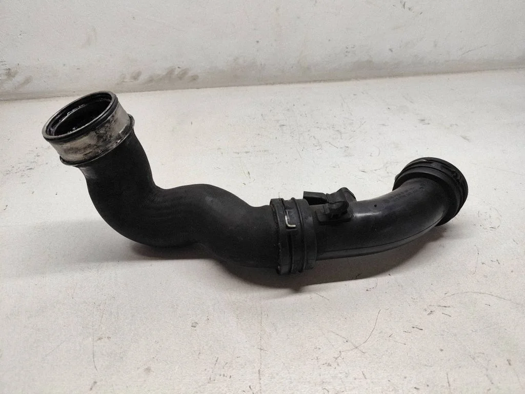 Intercooler hose/pipe – Volkswagen Transporter - Caravelle T5 (2003-2015)