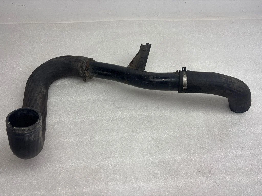 Intercooler hose/pipe