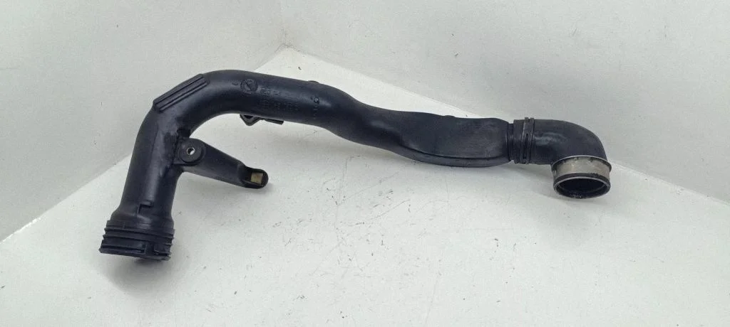 Intercooler hose/pipe – Volkswagen Passat B5.5 (2001-2005)