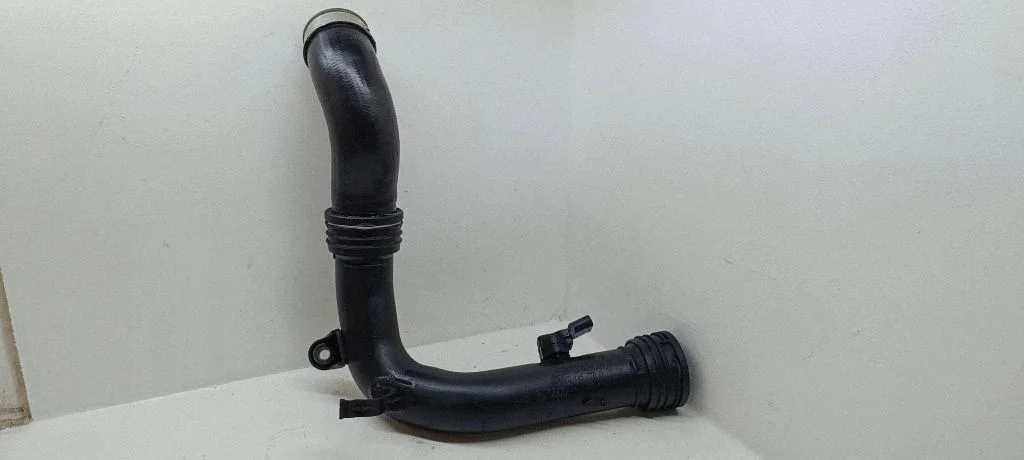 Starpdzesētāja šļūtene (-es)/ caurule (-es) – Volkswagen Passat B6 (2005-2010)