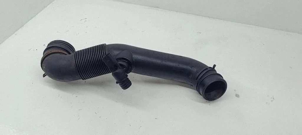 Intercooler hose/pipe – Volkswagen Transporter - Caravelle T5 (2003-2015)